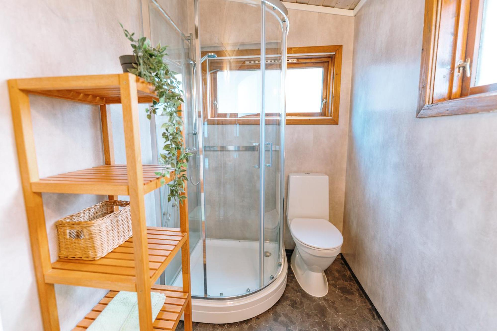 Hotel Nokling & Camping Hjelmeland エクステリア 写真